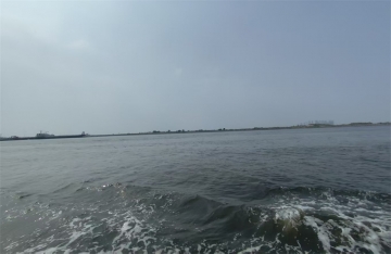 骨灰洒入大海需要多少费用呢